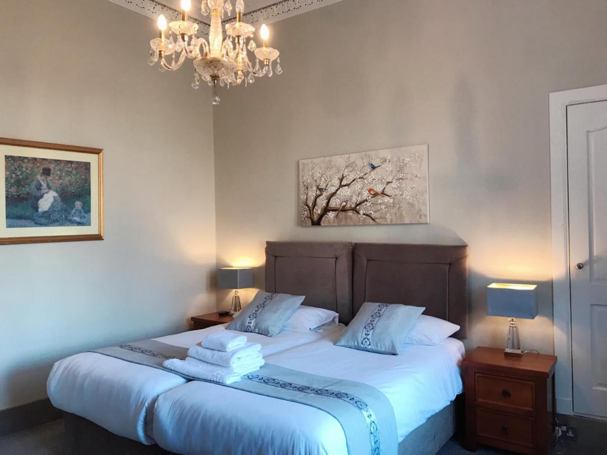 Alexander Guest House เอดินบะระ ภายนอก รูปภาพ
